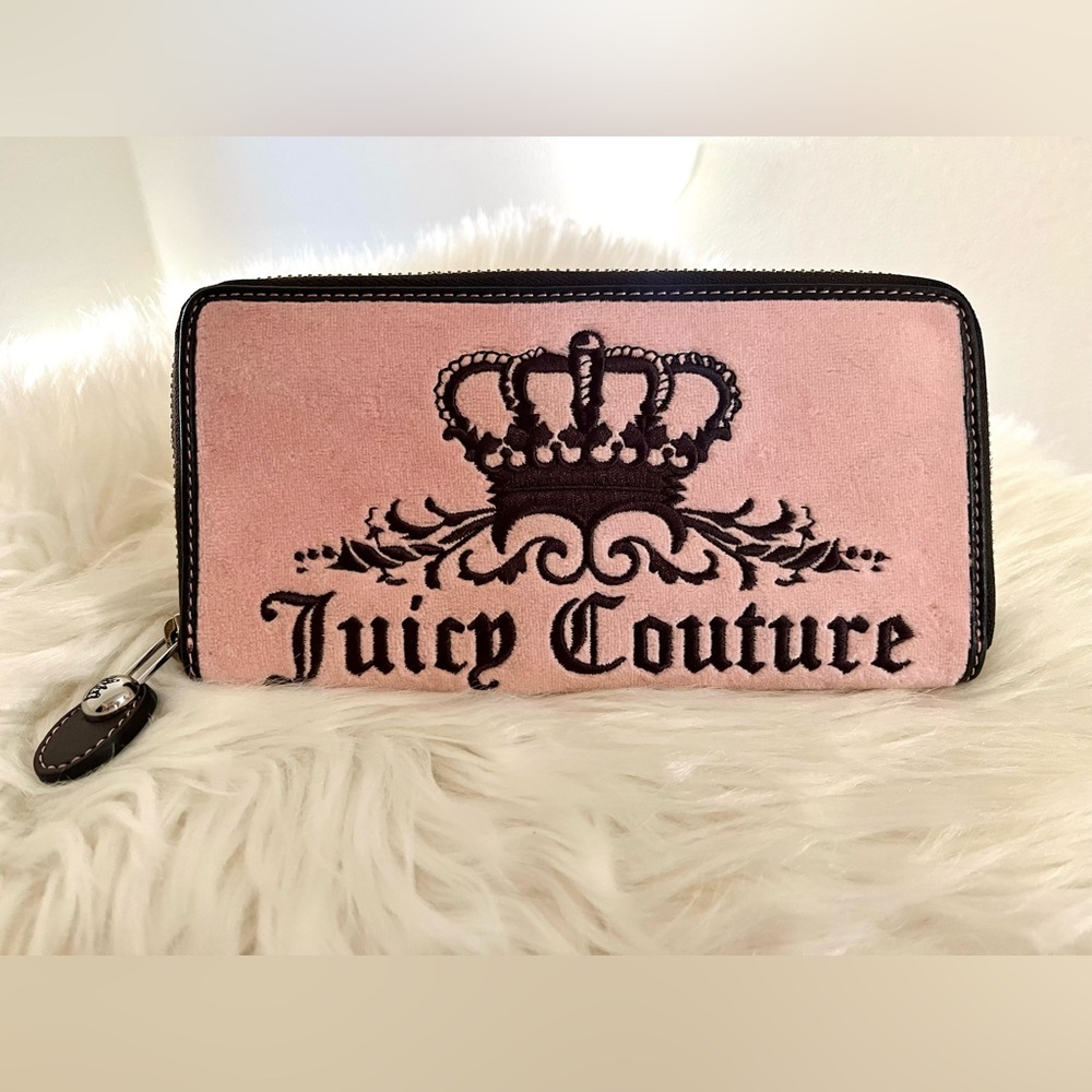 Like NEW!!! Vintage Y2K Authentic Pink Brown Crown Juicy Couture Wallet